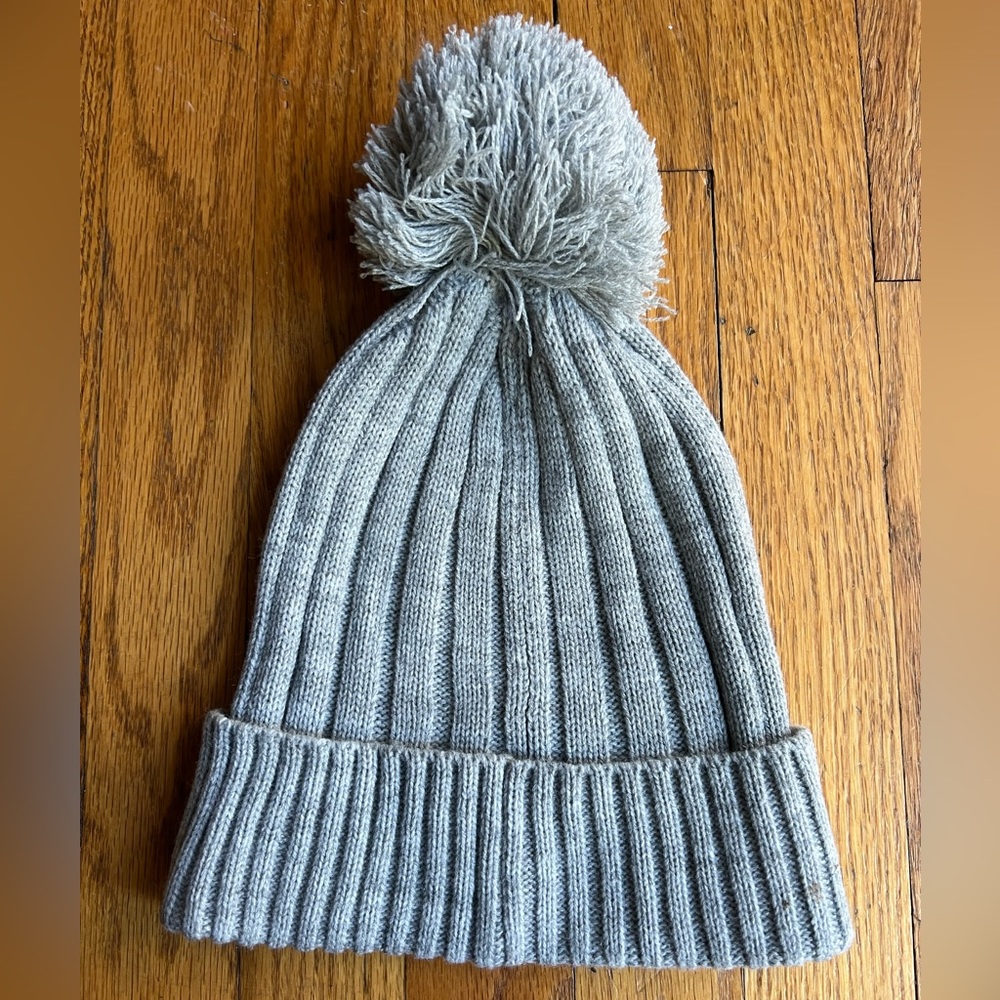 Michael Kors Women’s Beanie - Picture 3 of 4